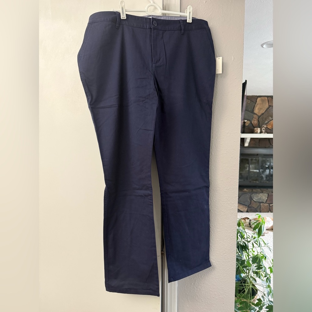 Amazon Essentials Navy Chino Pants